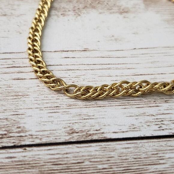 Vintage Accessocraft N.Y.C Bracelet Gold Tone Bracelet - Small - Picture 4 of 4